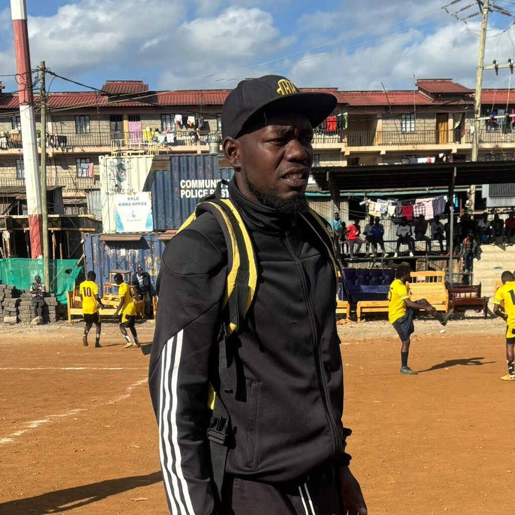 Dennis Mutanda (Coach Rio)